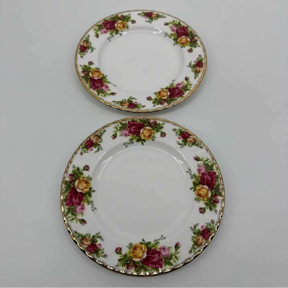 Royal Albert NWT Old Country Roses Salad Plate Set of 2
